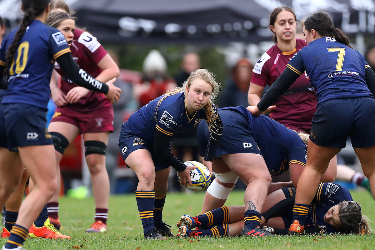Abigail Paton throws a pass during the Premier Women’s club rugby semi final between Alhambra Union and Dunedin played at the North Ground in Dunedin on Saturday 11th June, 2022. © John Caswell / http://www.caswellimages.com